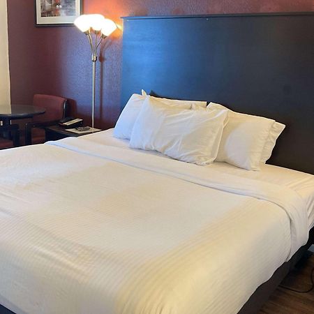Baymont By Wyndham Petoskey Motel Dış mekan fotoğraf