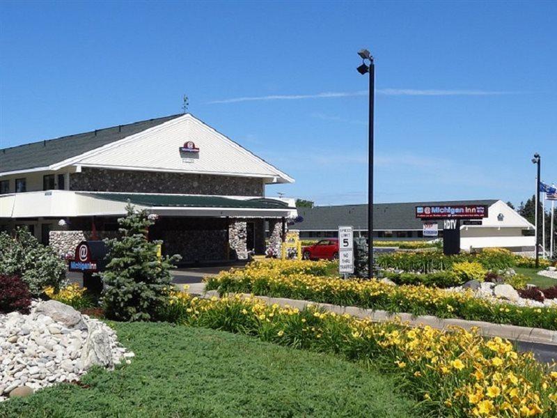 Baymont By Wyndham Petoskey Motel Dış mekan fotoğraf