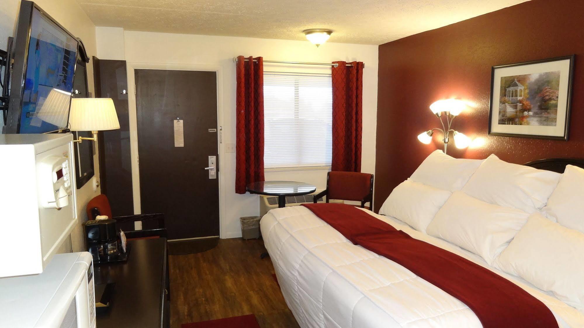 Baymont By Wyndham Petoskey Motel Dış mekan fotoğraf
