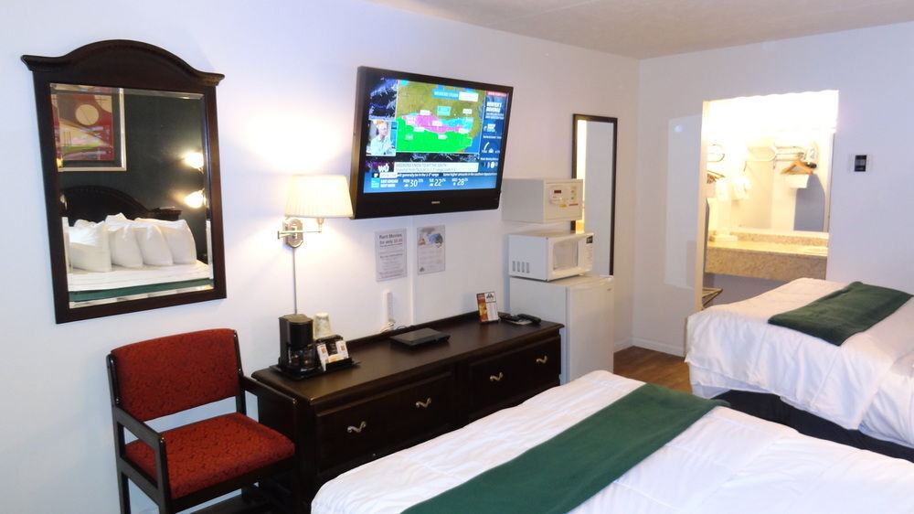 Baymont By Wyndham Petoskey Motel Dış mekan fotoğraf