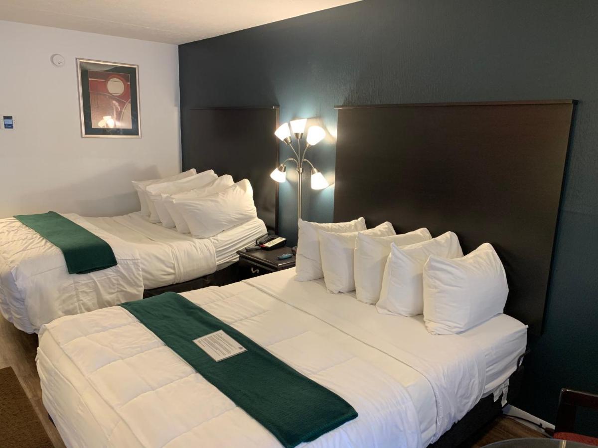 Baymont By Wyndham Petoskey Motel Dış mekan fotoğraf
